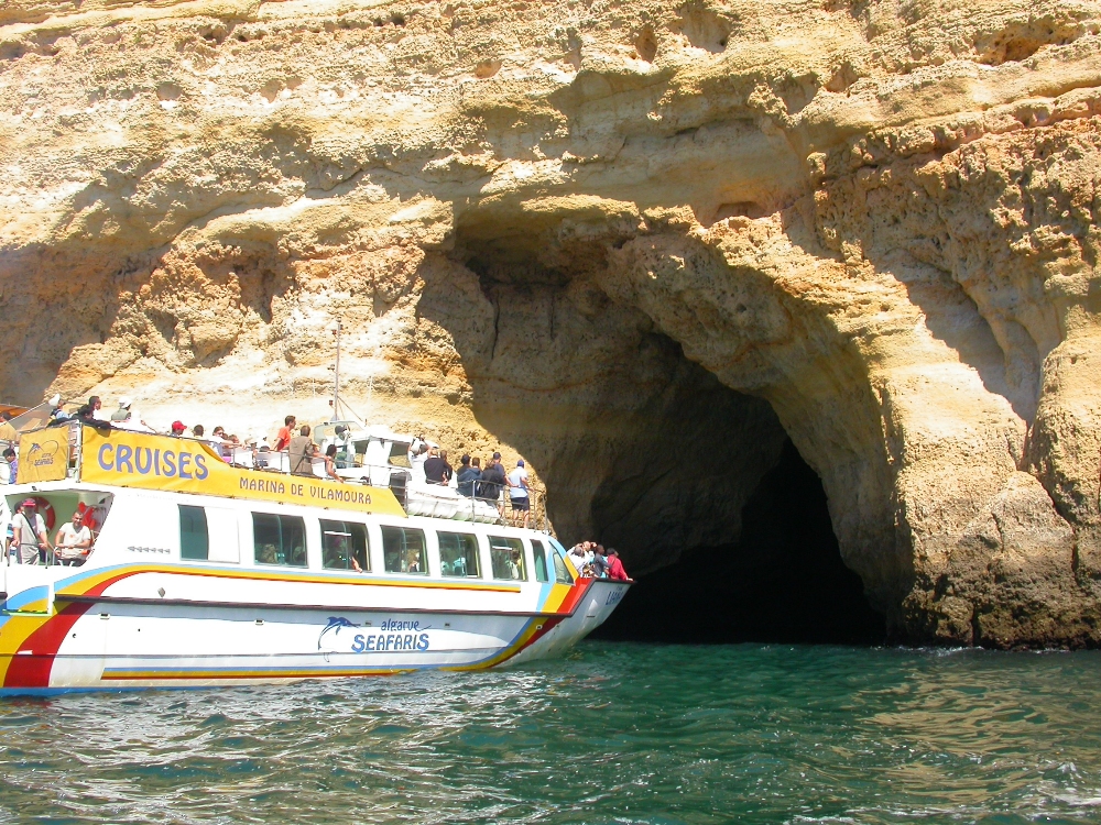 Algarve Sea Cave Tour - VILAMOURA YACHT CHARTERS
